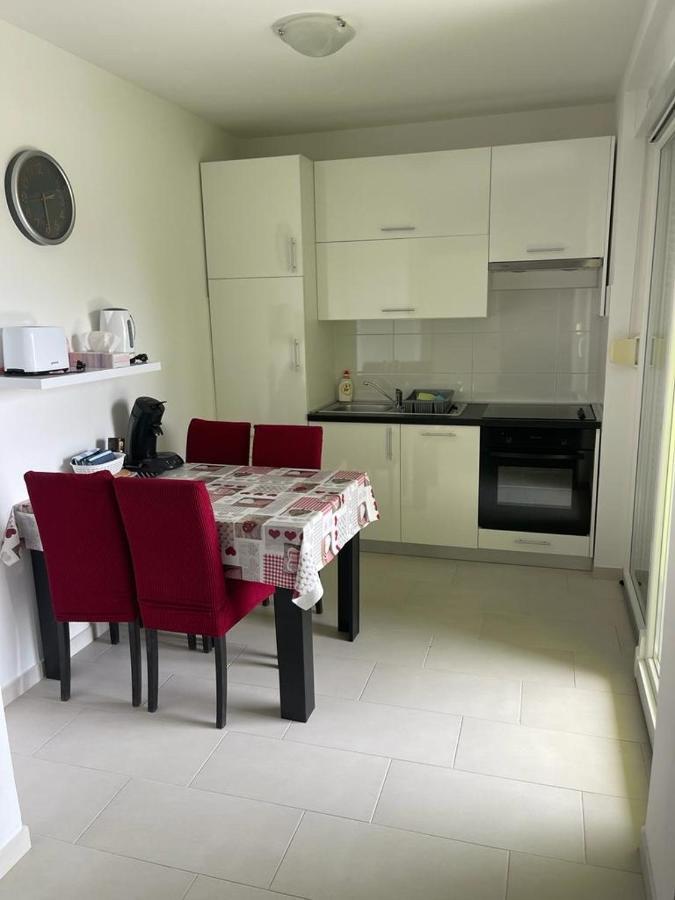 Apartmani Matko ニン エクステリア 写真